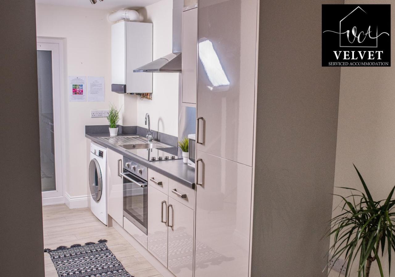 スウォンジー1 Bed House , Free Wifi,Free Parking,Leasure,Businessアパートメント エクステリア 写真