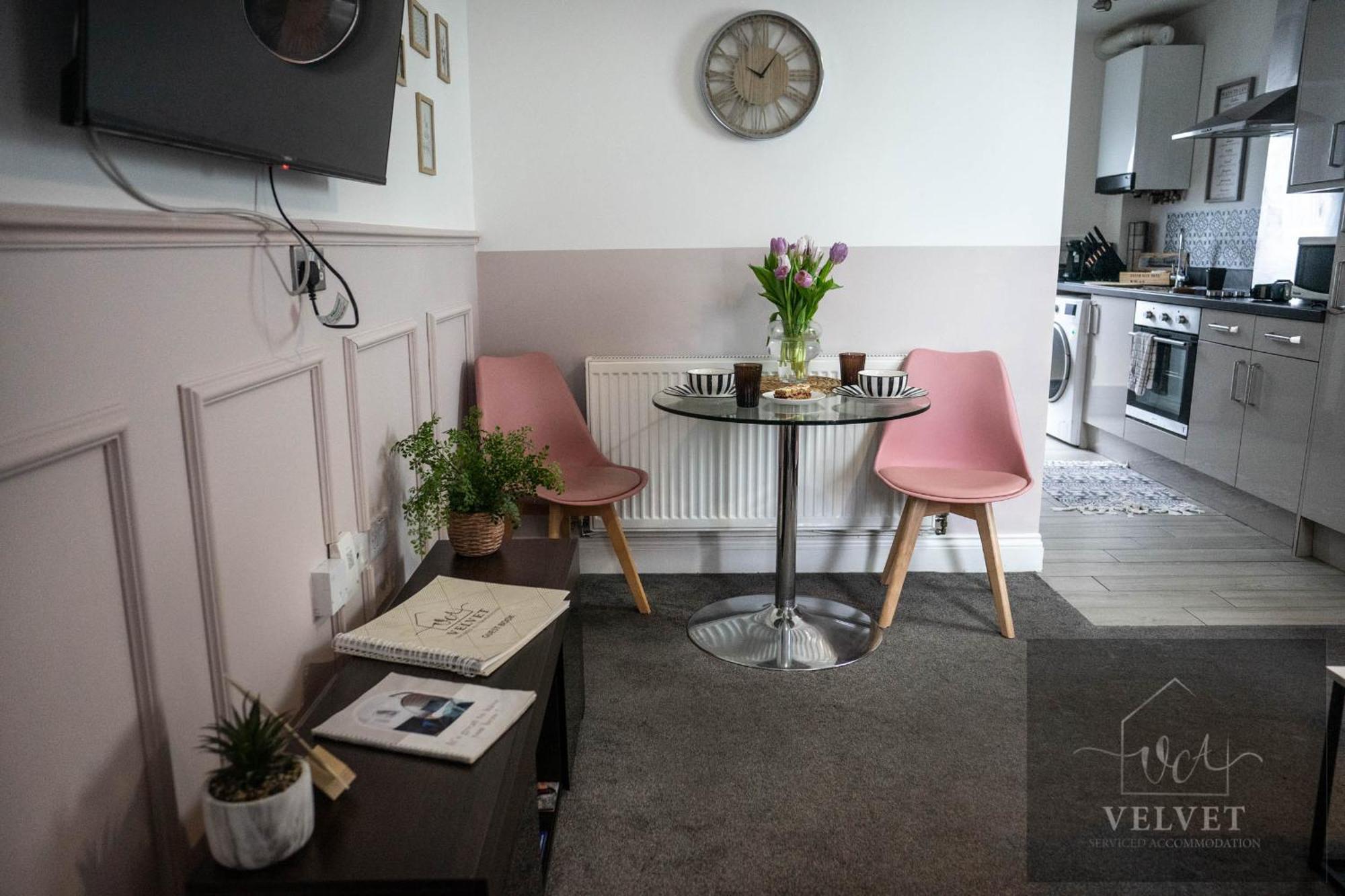 スウォンジー1 Bed House , Free Wifi,Free Parking,Leasure,Businessアパートメント エクステリア 写真